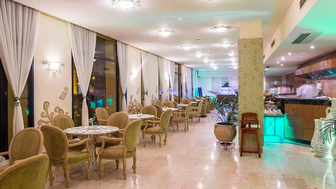 Hotel The Grand - Hurghada